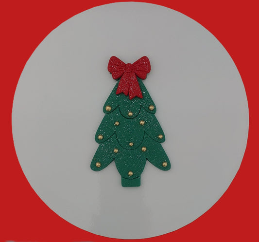 Green Christmas tree with red bow and gold baubles. Edible fondant decoration by Cake Candy NZ