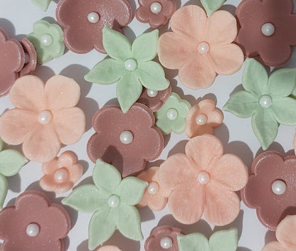 close up of edible sugar flowers in earthy tones by Cake Candy NZ